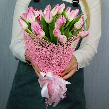 Букет 25 розовых Тюльпанов Букет 25 розовых Тюльпанов