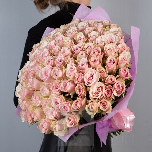 Букет 101 нюдовая роза Кения  40 см  в упаковке