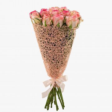 Букет 15 розовых роз с каймой  50см.