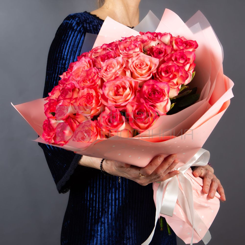 Букет 35 розовых роз 40 см