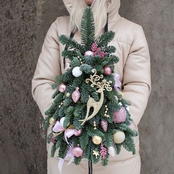 Ель из ветвей нобилиса Рождественские мгновения 40 см