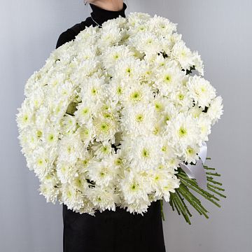 Букет облако из 51 хризантемы