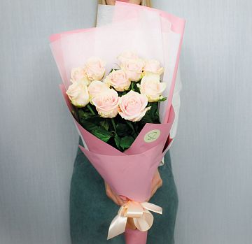 Букет 11 нюдовых роз 60 см Букет 11 нюдовых роз 60 см