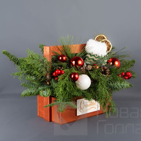 Композиция в деревянном ящике № 4