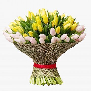 Букет 101 желто-розовый тюльпан