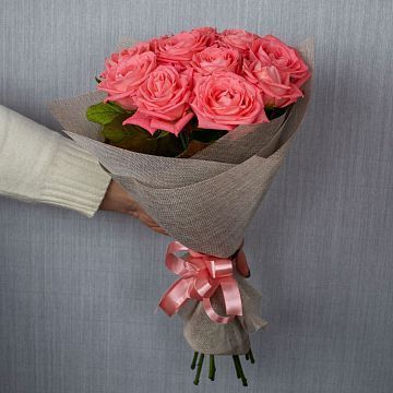 Букет 11 коралловых роз 50 см (19) Букет 11 коралловых роз 50 см (19)
