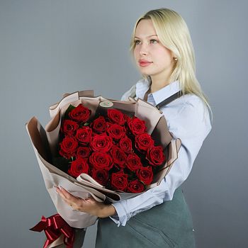 красные розы