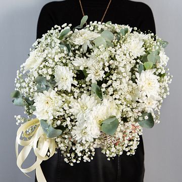 Хризантемы в корзине Хризантемы в корзине