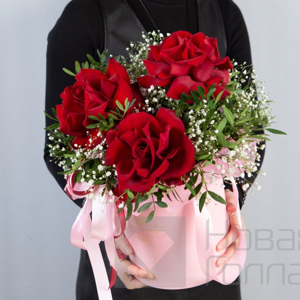 Нежная симфония в шляпной коробке