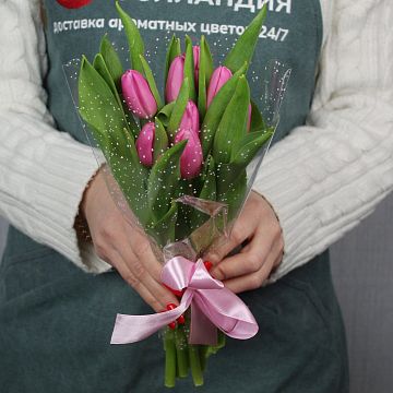 Букет 9 розовых тюльпанов - 9 Букет 9 розовых тюльпанов - 9