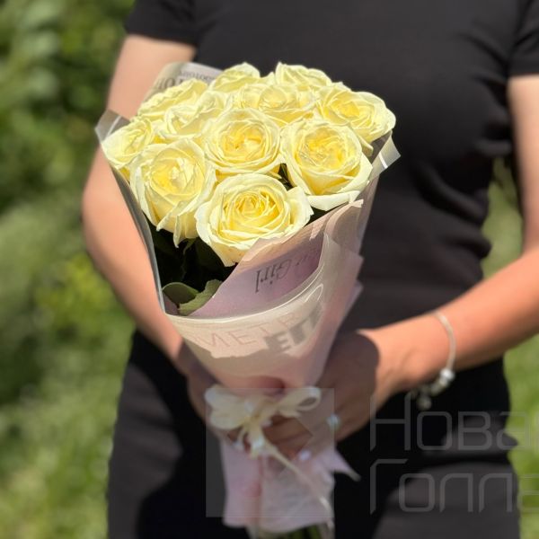 Букет 11 белых роз 50 см (15)