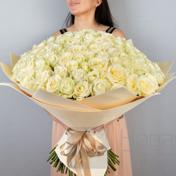 Букет 151 белая роза 60 см