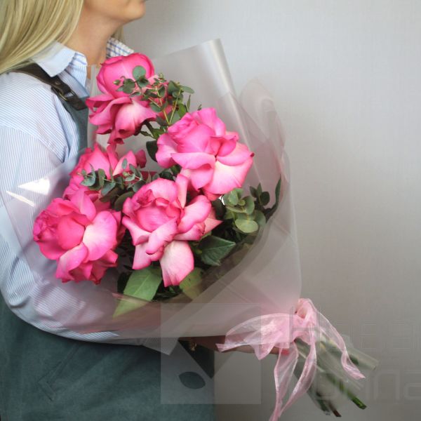 Букет 5 розовых французских роз