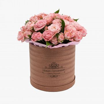 11 розовых пионовидных роз в деревянной шляпной коробке № 810 NEW 11 розовых пионовидных роз в деревянной шляпной коробке № 810 NEW