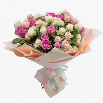Букет 17 пионовидных кустовых роз 50 см ассорти