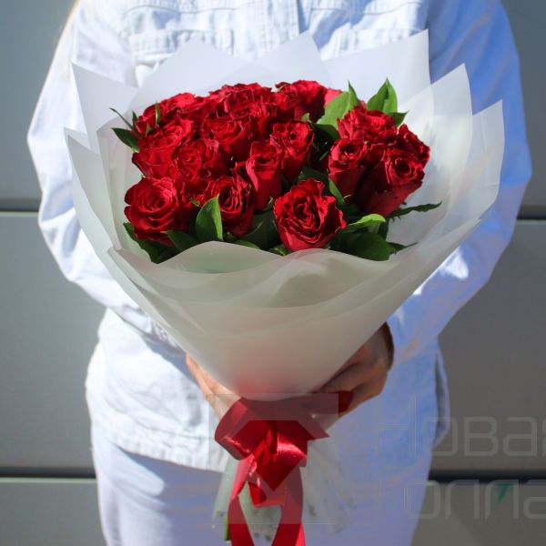 21 красная роза 40 см Кения