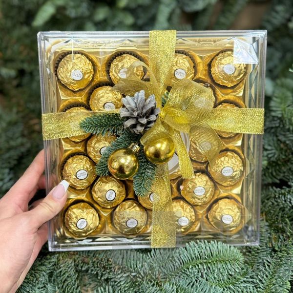 Конфеты Ferrero Rocher 300 гр с зимним декором