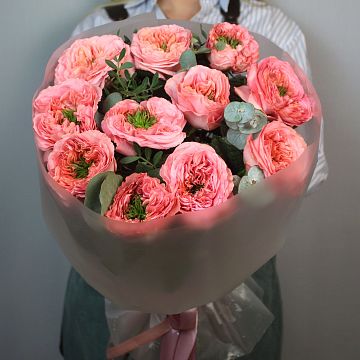 Букет 11 пионовидных персиковых роз Премиум