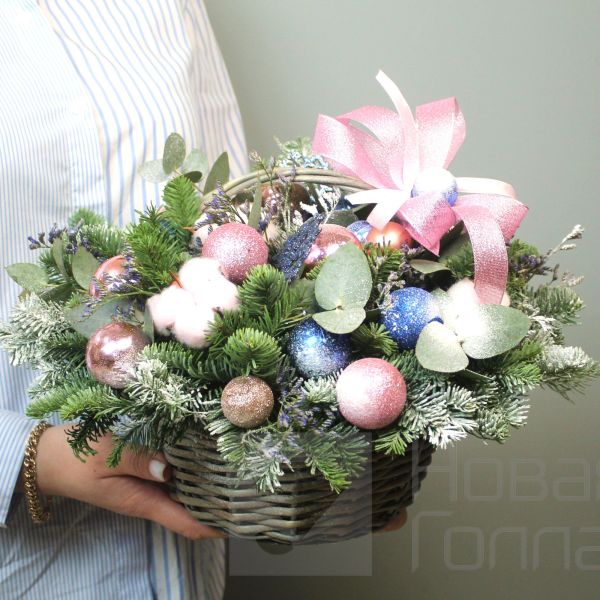 Зимняя феерия в корзине