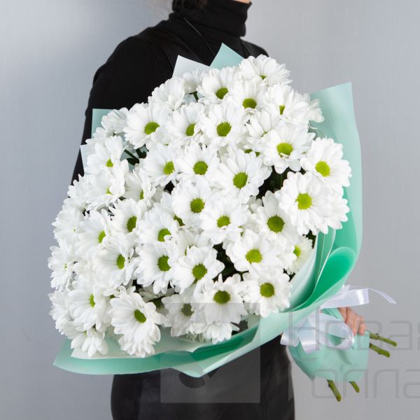 Букет 9 белых ромашковых хризантем