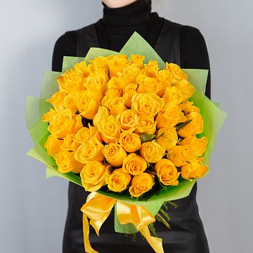 Букет 51 желтая роза Кения 40 см в упаковке Букет 51 желтая роза Кения 40 см в упаковке