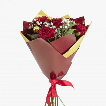 Букет Новогодние огни из красных роз