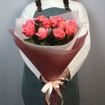 Букет 11 коралловых роз 60 см Букет 11 коралловых роз 60 см