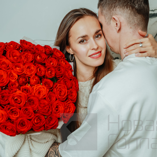 Букет 51 красная роза 60см