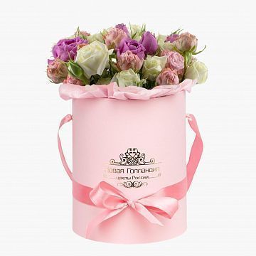 Пионовидные кустовые розы микс в розовой шляпной коробке №735 Пионовидные кустовые розы микс в розовой шляпной коробке №735